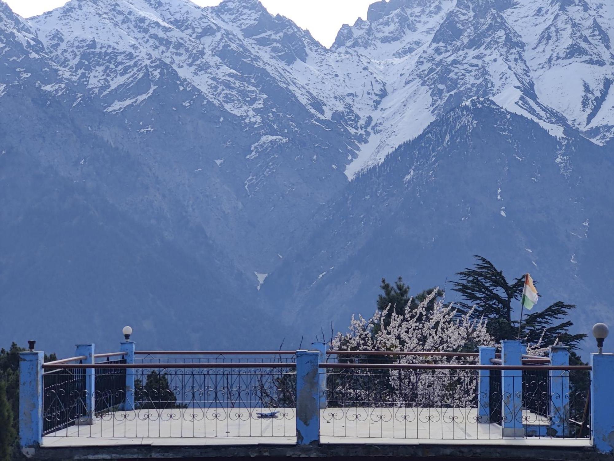 Silk Route Home Stay Калпа Екстериор снимка
